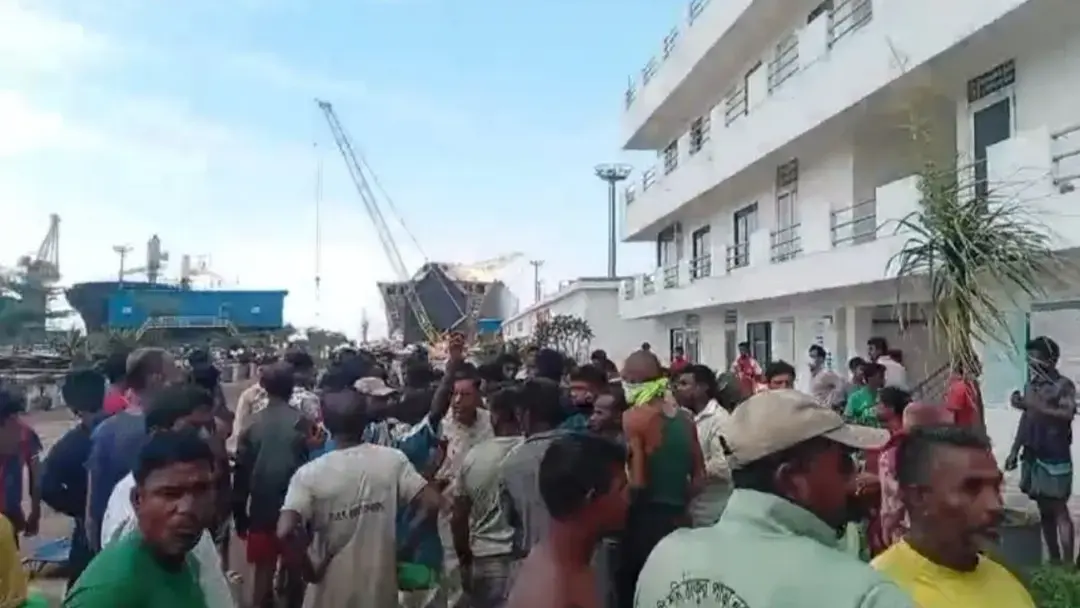 চট্টগ্রামে শিপইয়ার্ডে বিষাক্ত গ্যাস লিকেজে নিহত ৩