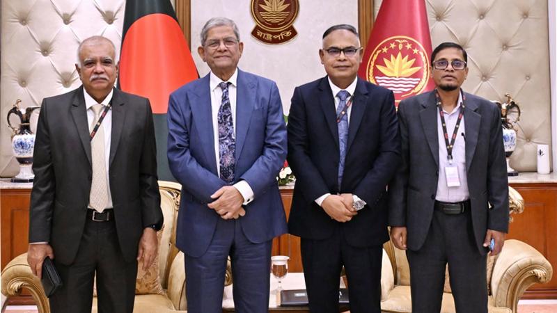 বিশ্ববিদ্যালয়গুলোকে পলিসি মেকিং ও গবেষণা কার্যক্রম আরও বাড়ান...