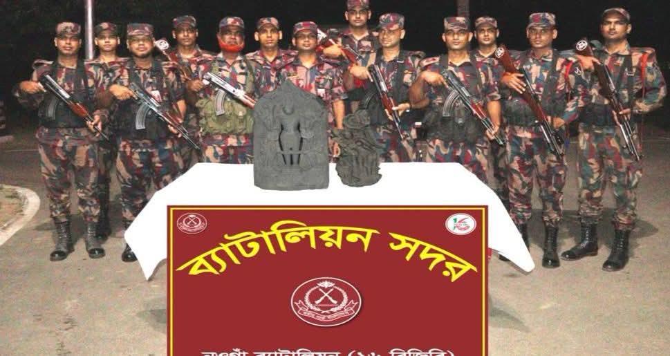 নওগাঁয় ৪০ কেজি ওজনের কষ্টিপাথরের মূর্তি উদ্ধার