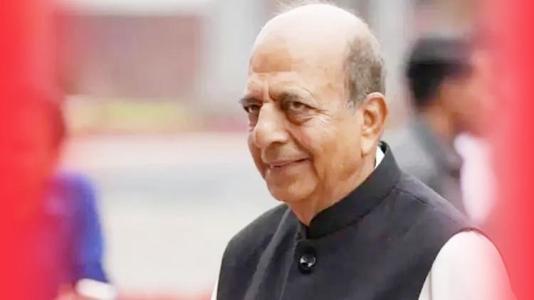 প্রধানমন্ত্রী তারেক রহমানসহ তিন বৈঠকের পরই দিল্লি, কী বার্তা নিয়ে গেলেন দীনেশ ত্রিবেদী?