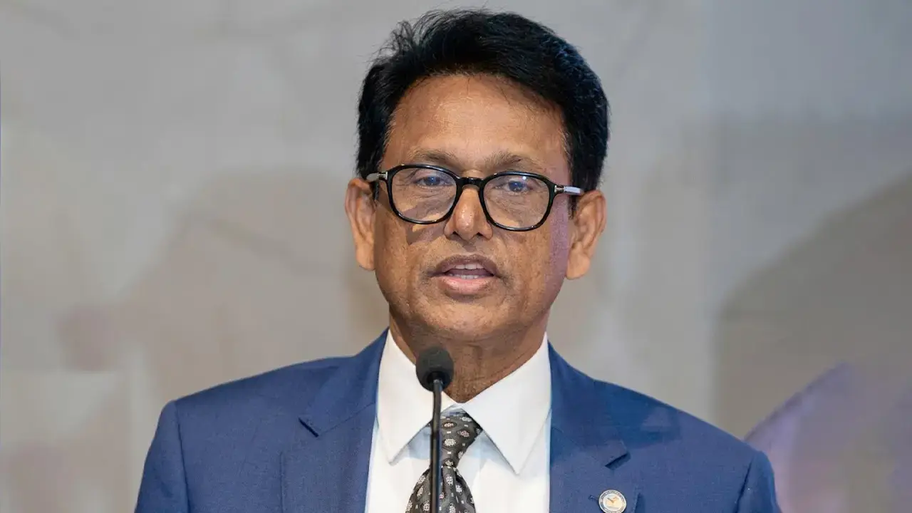 একই পদ্ধতিতে পড়িয়ে ভিন্ন ফল আশা করা যাবে না : শিক্ষামন্ত্রী