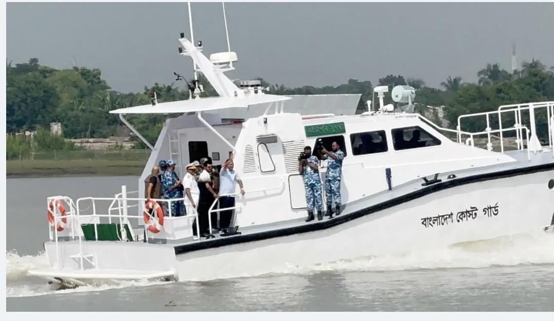 মোংলায় পৌঁছেছেন প্রধানমন্ত্রী