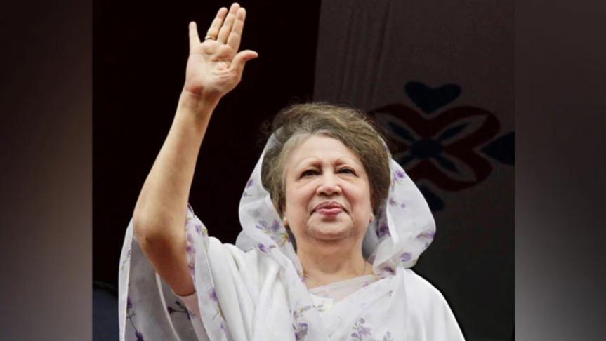 আজ খালেদা জিয়ার ৮২তম শুভ জন্মদিন : যেভাবে গৃহবধূ থেকে হয়েছিলেন আপসহীন নেত্রী