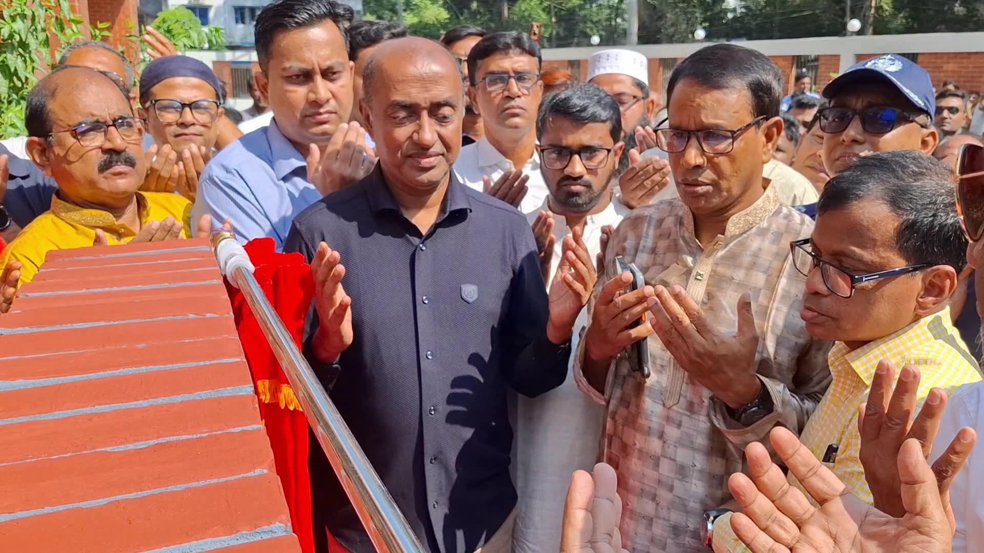 কেউ আইনের উর্ধ্বে নয়, মানুষের প্রত্যাশার পরিপন্থী কাজ করলে চূড়ান্ত সিদ্ধান্ত নেবেন প্রধানমন্ত্রী : ইশরাক ইস্যূতে আইনমন্ত্রী
