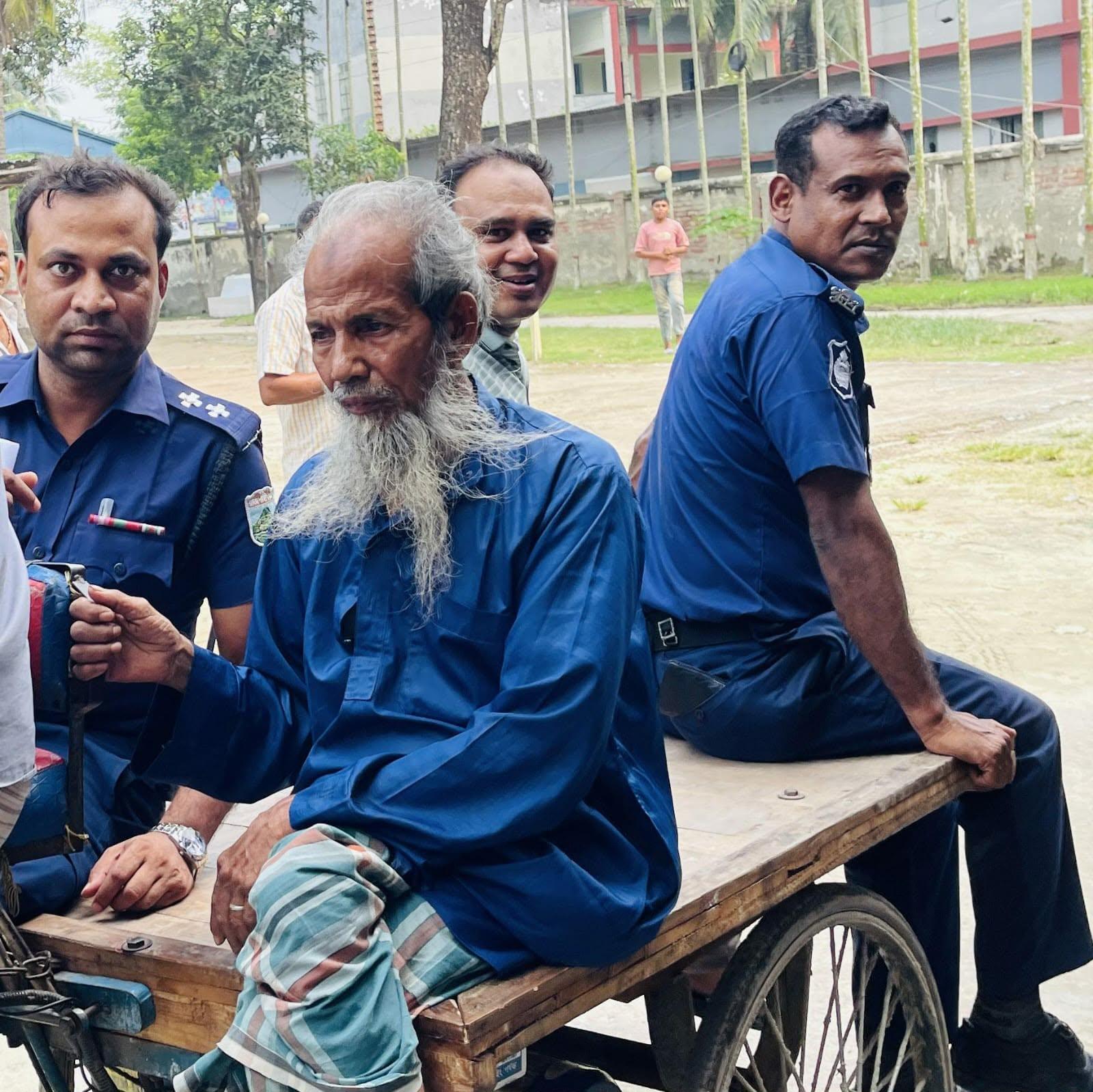 রানীনগর ধর্ষণচেষ্টার শিকার তৃতীয় শ্রেণীর শিক্ষার্থী, ব্যবসায়ী আটক