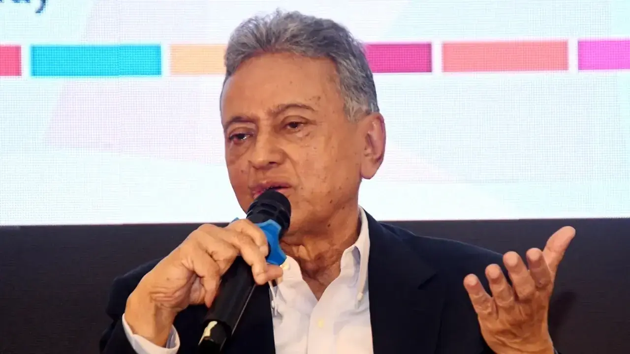 বিশ্বব্যাংক থেকে অতিরিক্ত ১০ বিলিয়ন ডলার ঋণ পেতে আলোচনা চলছে: অর্থমন্ত্রী