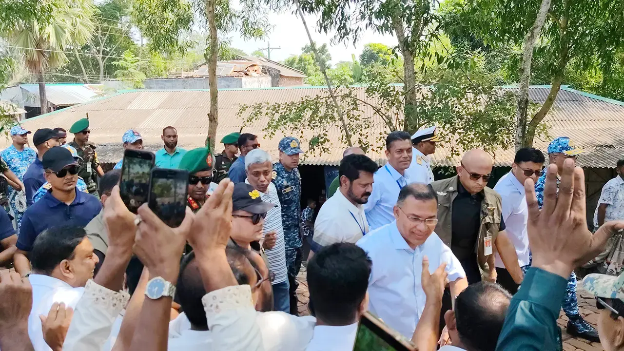 খুলনার দাকোপে পৌঁছেছেন প্রধানমন্ত্রী