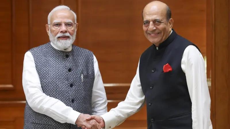 দিল্লি গিয়ে মোদির সঙ্গে দেখা করলেন দীনেশ ত্রিবেদী