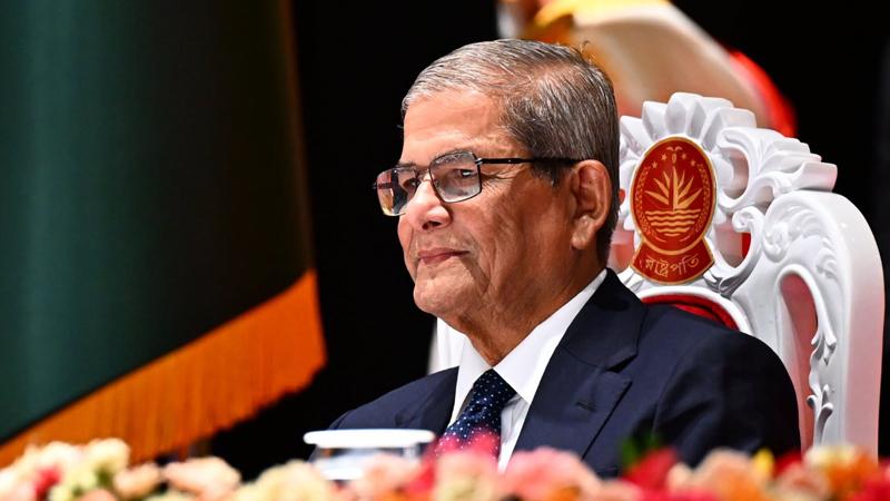 রোববার বঙ্গভবনে যাবেন রাষ্ট্রপতি