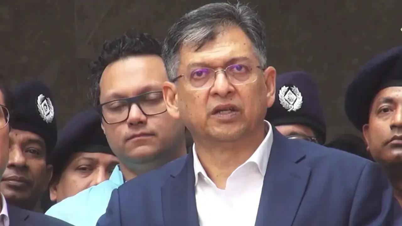 সংযুক্ত ছবি