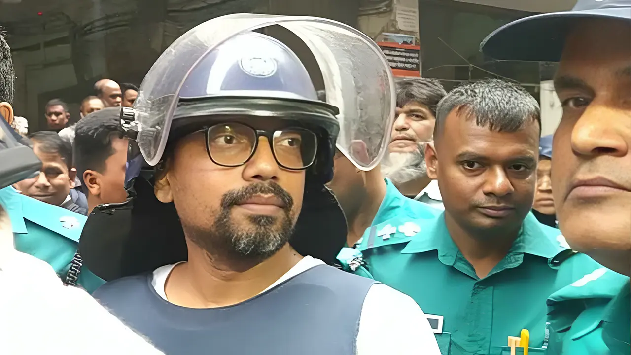 ‘এত অধৈর্য হচ্ছেন কেন’, প্রসিকিউশনকে পলক
